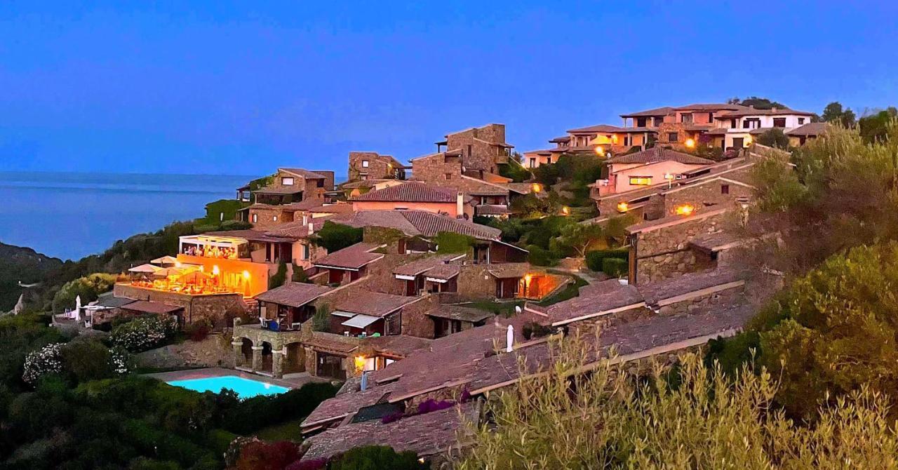 Apartamento San Teodoro Punta Est Delizioso Monolocale Vista Mare Exterior foto
