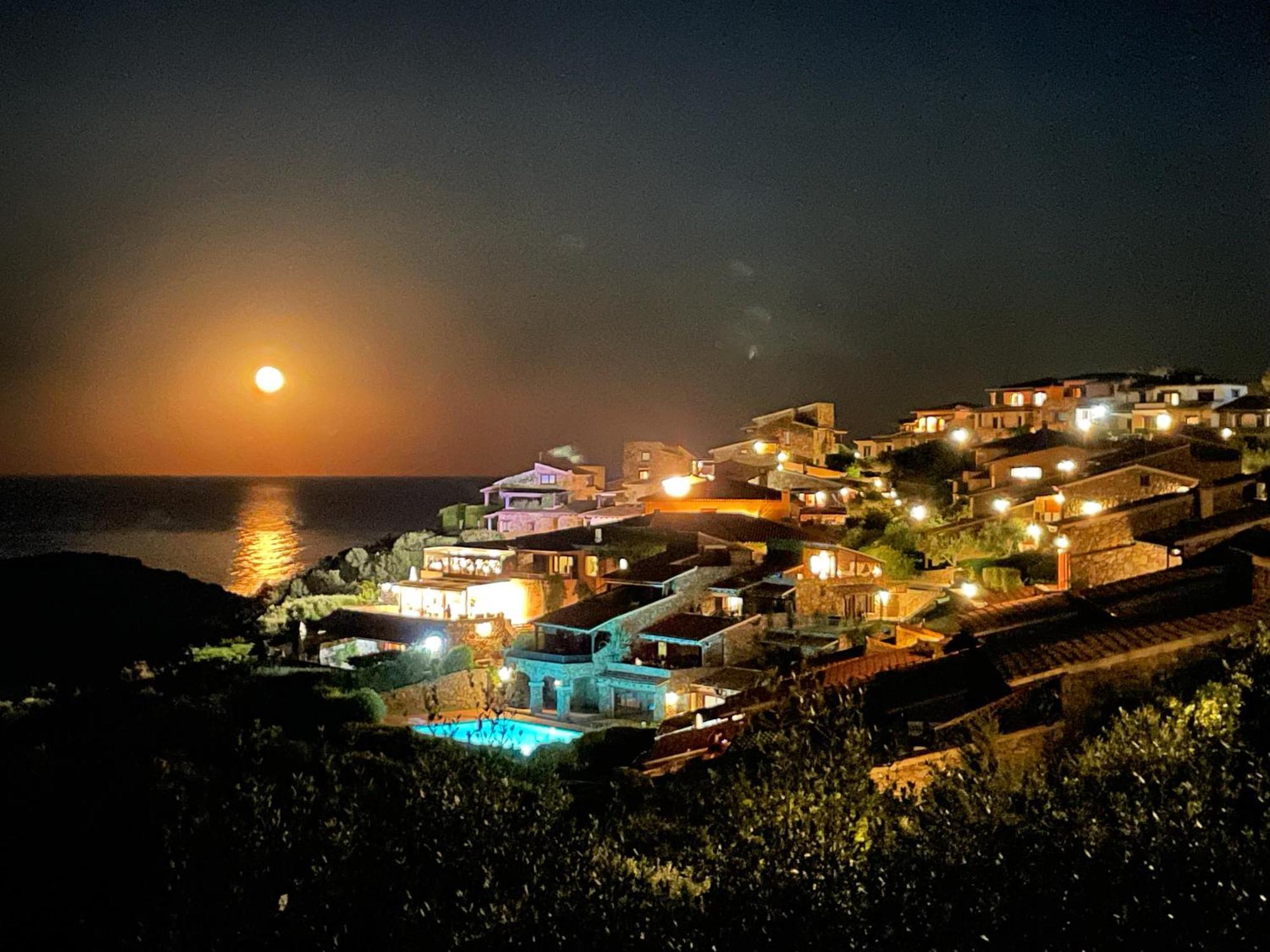 Apartamento San Teodoro Punta Est Delizioso Monolocale Vista Mare Exterior foto